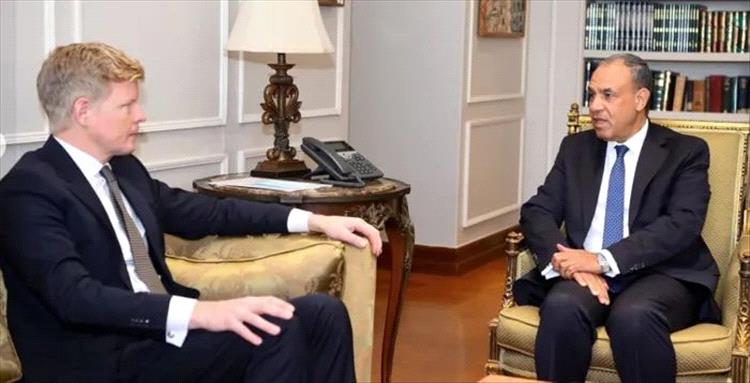هانس غروندبرغ ووزير الخارجية المصري يؤكدان: الحل السياسي الشامل في اليمن هو الحل الوحيد