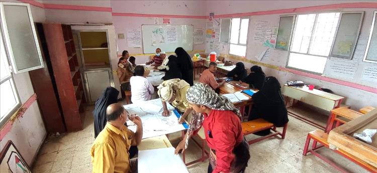 ​مدرسة عباس الحسيني بلحج تختتم دورة تطوير البرنامج التدريبي للمنح المدرسية