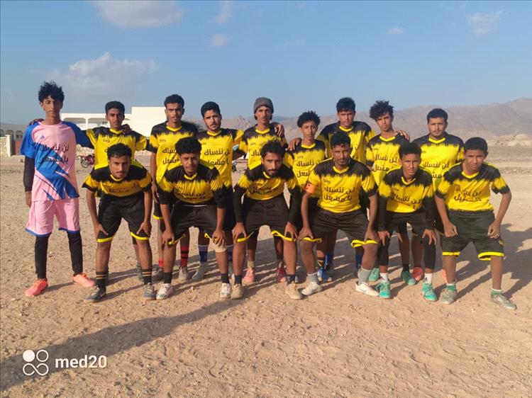 فريق صقور الفشلة يمطر فريق العرقين بسباعية ويتأهل إلى المربع الذهبي في دوري وادي حمراء بالمحفد