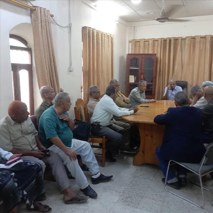 وفد من الخدمات الطبية بوزارة الدفاع يتفقد مستوى العمل في مستشفى باصهيب العسكري العام