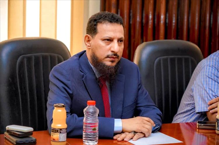 السلطة المحلية بمحافظة عدن تصدر تعميمًا هامًا بشأن التجمعات والمظاهرات