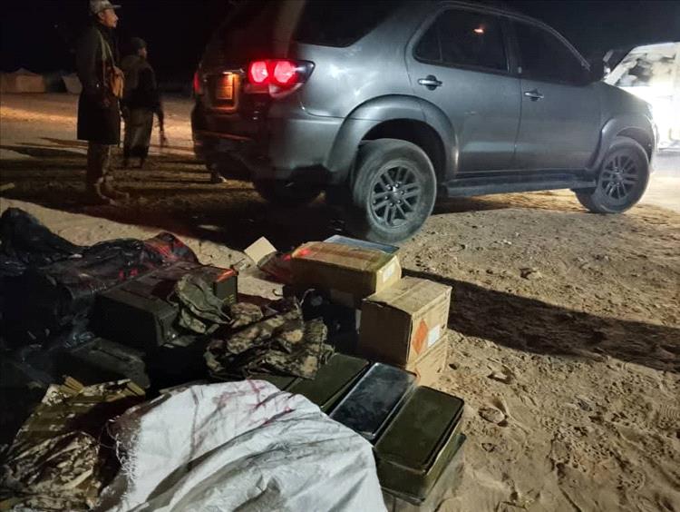 قوات درع الوطن بالمهرة تضبط أسلحة وذخائر في مديرية قشن ونقطة الدمخ بالمسيلة