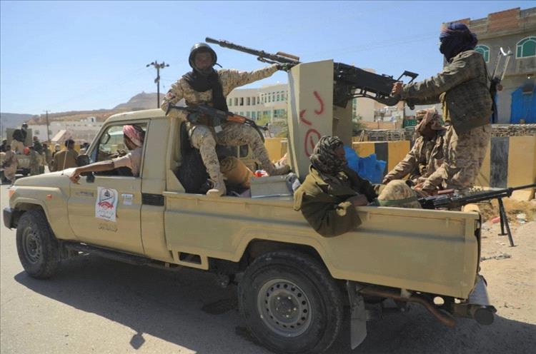 تحركات عسكرية واسعة باتجاه عدن… عودة إدارة الدرع بكامل عتادها