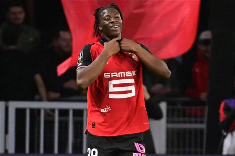 الهلال يتحرك بقوة لضم موهبة رين الشابة «قادر ميتاي»