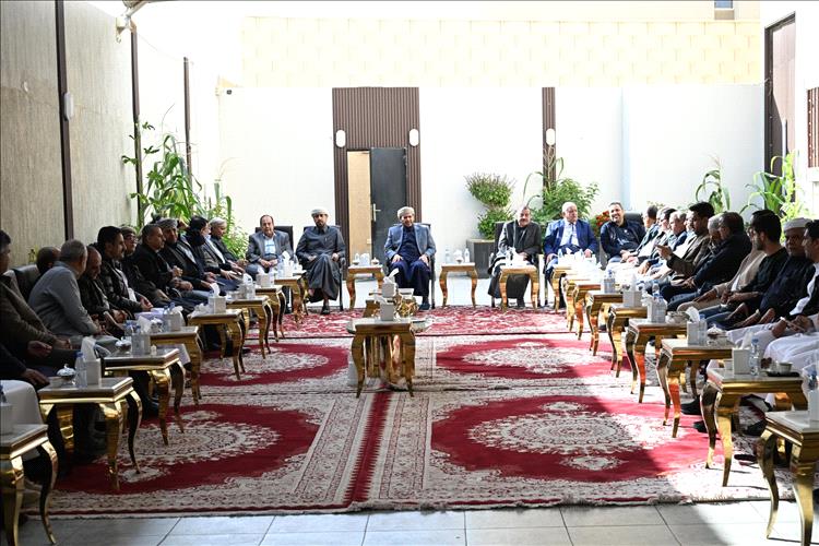 الرياض: عضو مجلس القيادة الرئاسي الدكتور عبدالله العليمي يستقبل عددًا من القيادات الجنوبية