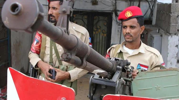 بعد نحو شهر من التصعيد.. كيف يبدو المشهد السياسي والعسكري في اليمن؟