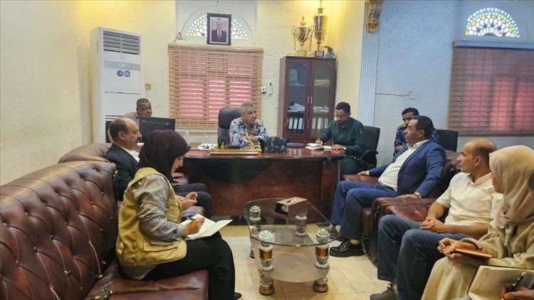 اللجنة الوطنية للتحقيق تلتقي مدير أمن ساحل حضرموت لمناقشة مستجدات الأوضاع الحقوقية