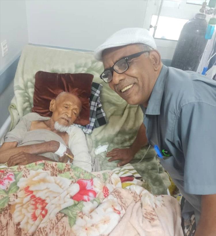 حان الوفاء حان

للوالد الأديب الشاعر والباحث والمؤرخ والموثِّق   المعمّر جعفر محمد السقاف