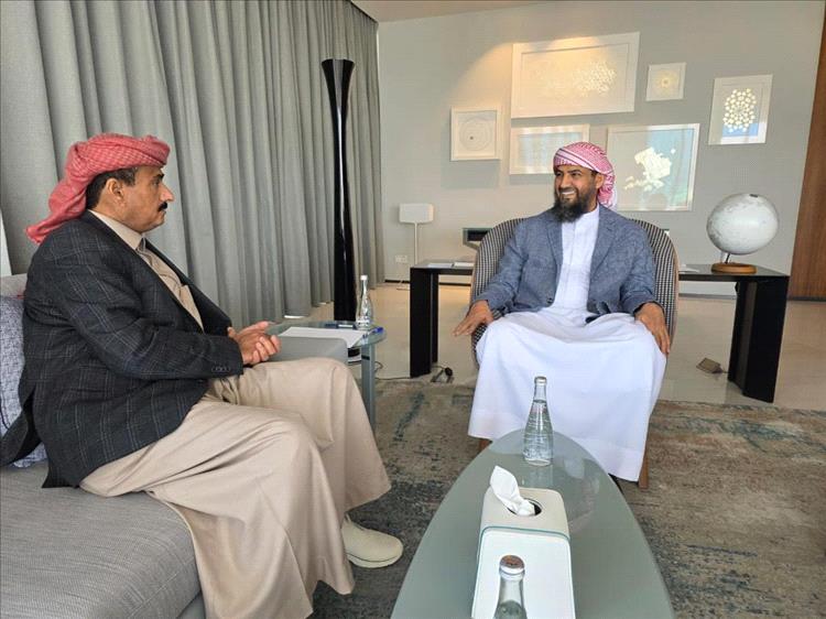 المحرّمي يستقبل محافظ شبوة عوض بن الوزير