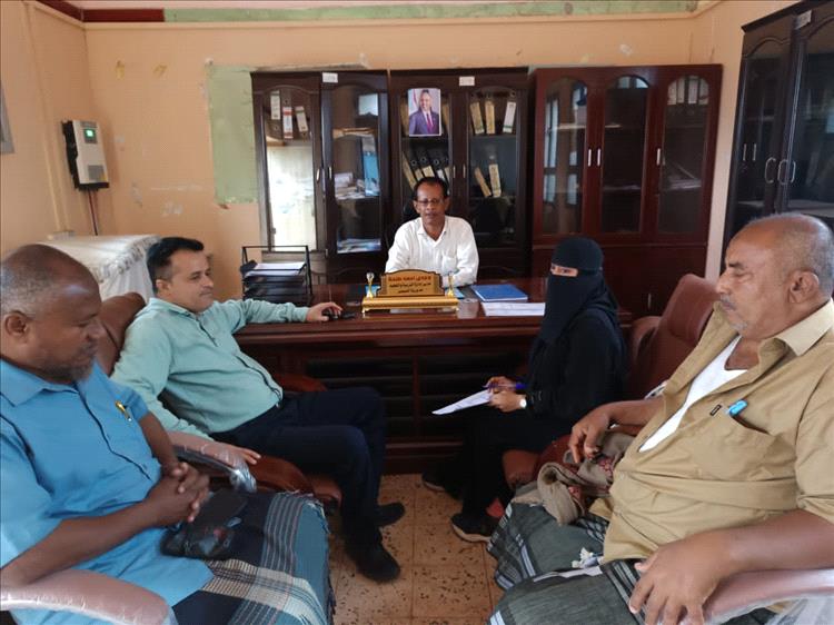 ​فريق من وحدة التغذية بوزارة التربية يزور تربية المسيمير