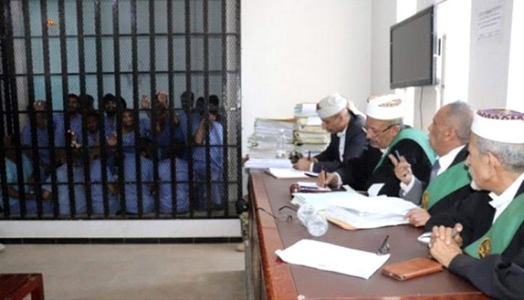 الحو_ثيون يصدرون حكمًا غيابيًا بالسجن والغرامة بحق صحفي