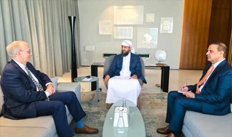 عضو مجلس القيادة المحرّمي يبحث مع السفير الالماني مستجدات الأوضاع على الساحة الوطنية