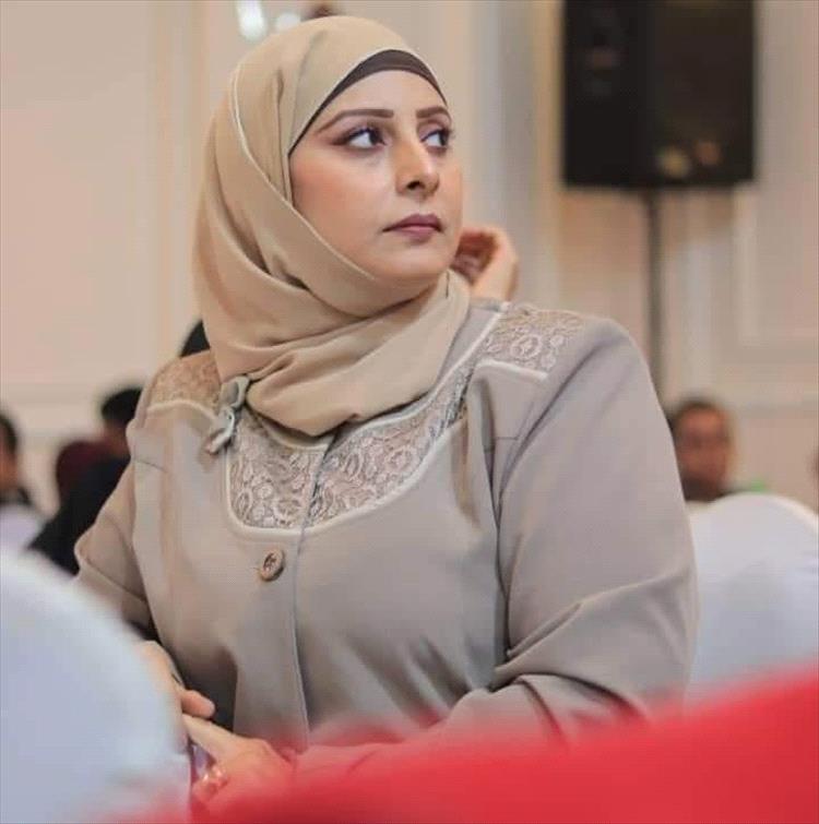 رندا عكبور: إخراج القوات العسكرية من عدن خطوة صحيحة باتجاه استعادة الطابع المدني