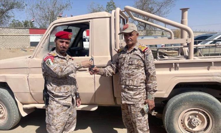 الشرطة العسكرية بمأرب تسلّم طقمًا عسكريًا تابعًا للمنطقة العسكرية الأولى