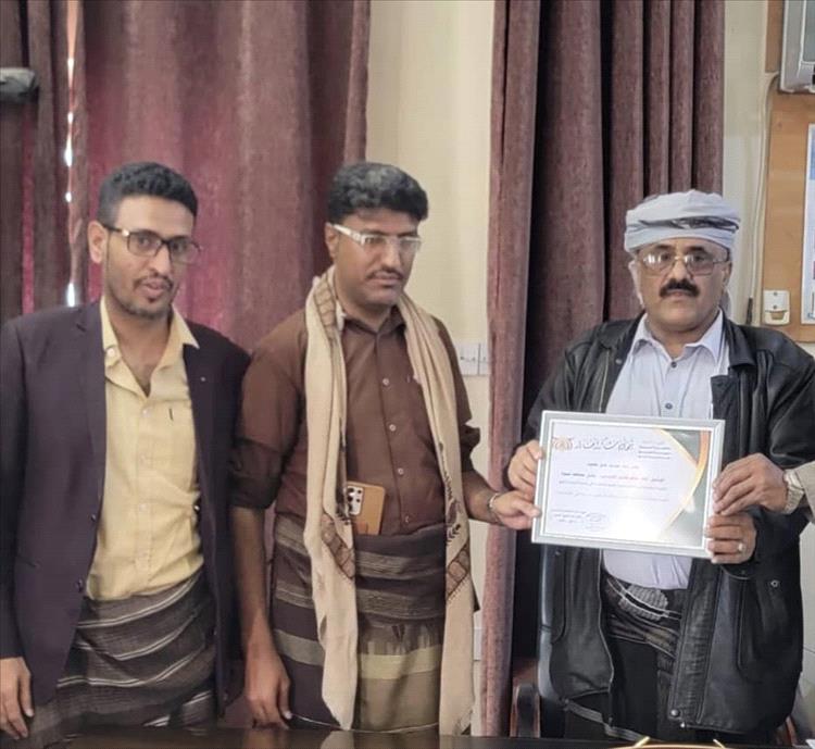 أهالي عتق القديمة يُكرمون وكيل محافظة شبوة الأستاذ "فهد الطوسلي" في لفتة وفاء وعرفان