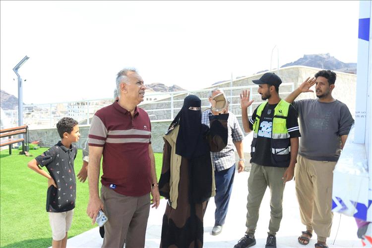 الجاوي يتفقد سير العمل في مشروع متنزه شلالات العقبة المعلا