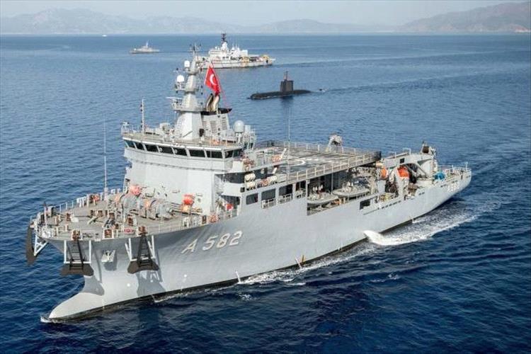 تركيا تمدد فترة خدمة قواتها البحرية لعام آخر في بحر العرب وخليج عدن