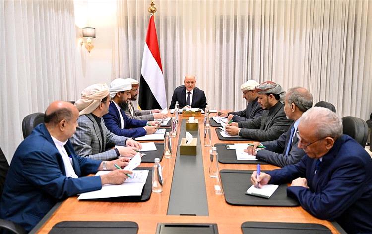 مجلس القيادة يشدد على توحيد القرار الأمني ويقر ردًا حازمًا على هجوم جعولة