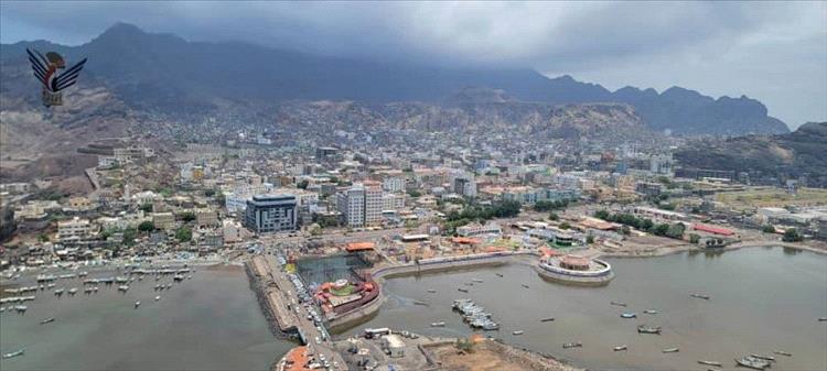 السلطة المحلية بعدن: لن نتهاون مع أي جهة تسعى للمساس بالعاصمة المؤقتة وتعكير سكينة المواطنين