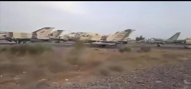 ما الذي أُخفي في قاعدة العند؟ فيديو يكشف سرب طائرات حربية ظلّ بعيدًا عن الأنظار لعشر سنوات