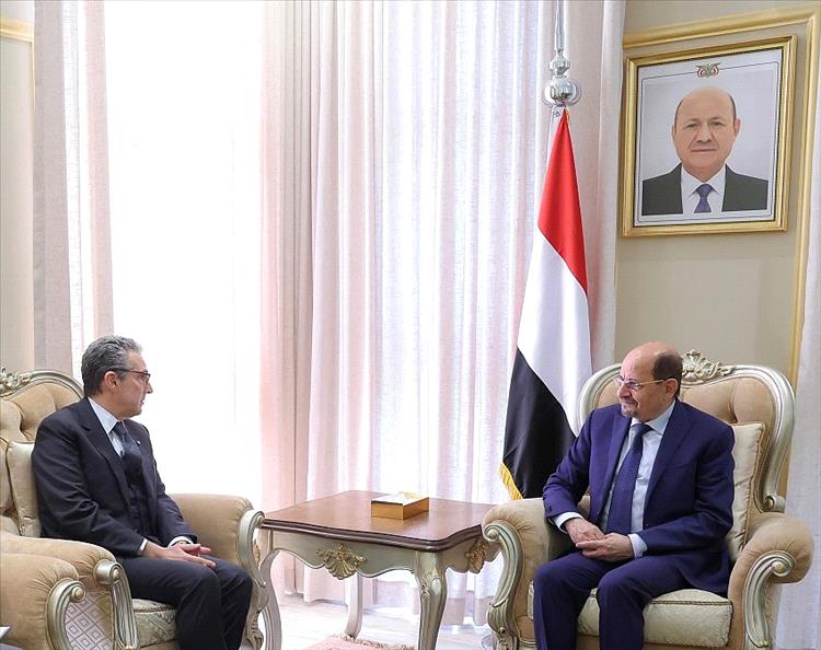 رئيس الوزراء يستقبل سفير إيطاليا