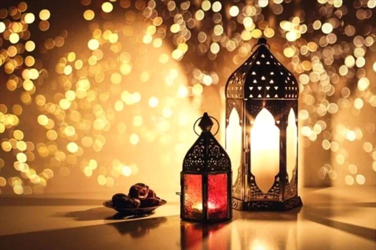 فلكي يمني يحدد موعد أول أيام رمضان ويكشف عن ظاهرتين فلكيتين