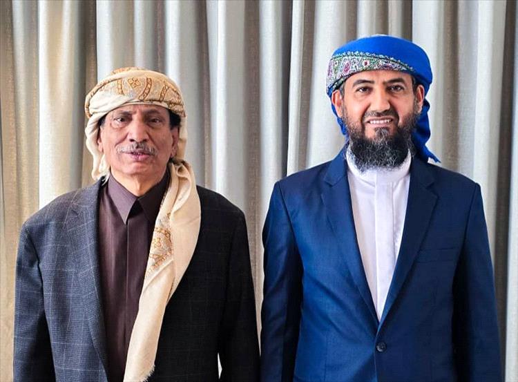 المحرمي يناقش مع محافظ المهرة الأوضاع العامة وجهود تعزيز الأمن والاستقرار