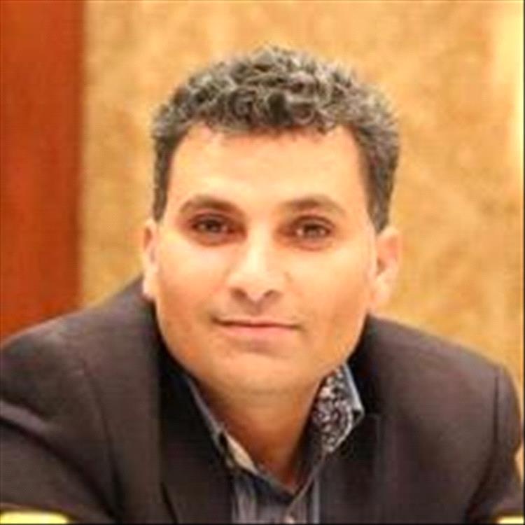 نائف حسان: على رئيس الوزراء تشكيل الحكومة بعيدًا عن المحاصصة الحزبية التي أنتجت 15 عامًا من الفشل والفساد