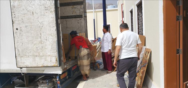 إستلام الدفعه الأولى من أجهزة المختبرات التابعة للمركز التجاري للعسل بمديرية القطن