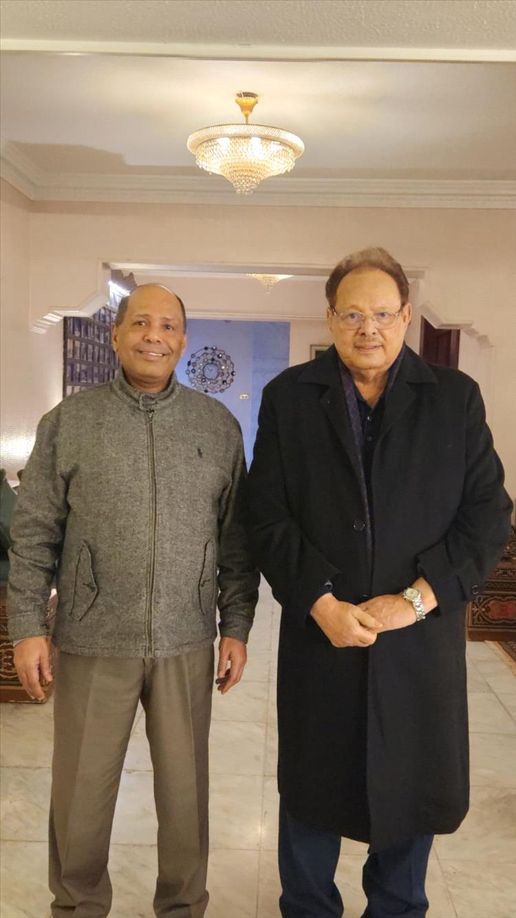 الرئيس علي ناصر محمد يستقبل فؤاد راشد بمنزله في القاهرة