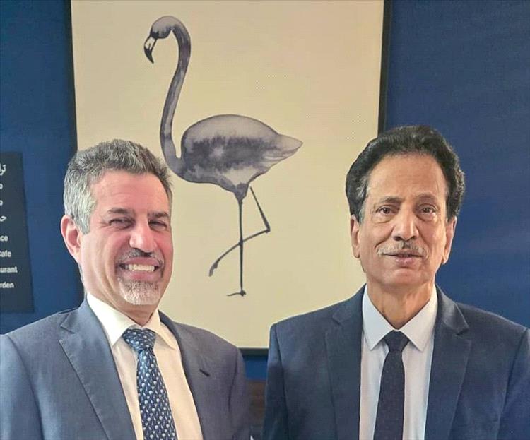 محافظ المهرة يناقش مع السفير الأمريكي الأوضاع العامة في المحافظة