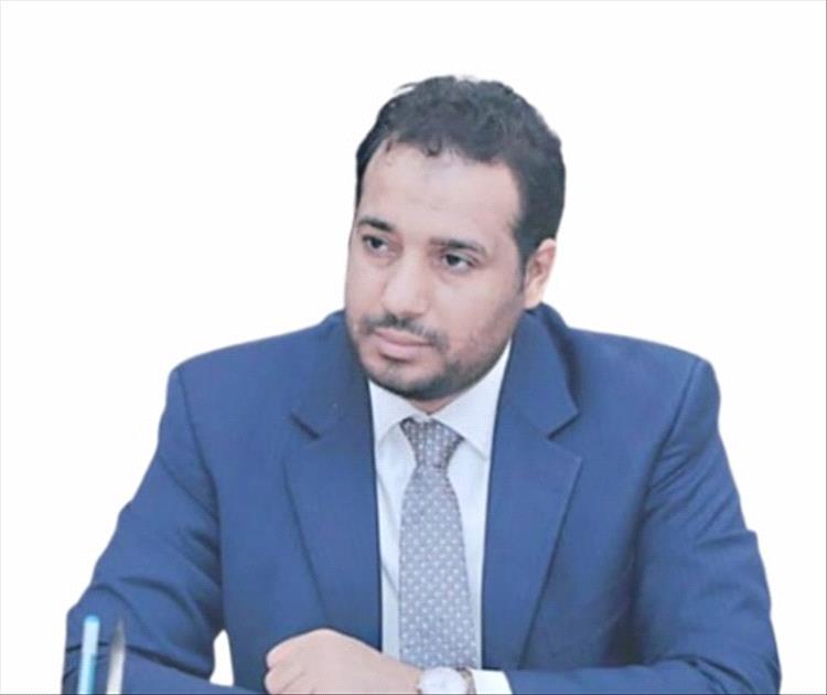 عقب بيان الحلف والجامع.. الوزير العكبري: حضرموت (رقم صعب) وأية تسوية تتجاوز تمثيلها المستقل لن يُتعاطى معها