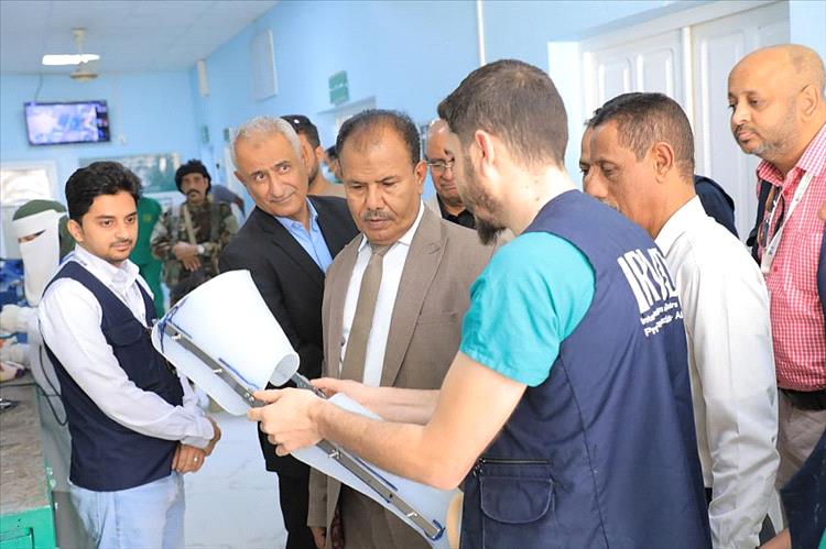 وكيل حضرموت يطلع على مستوى الخدمات بمركز الأطراف الصناعية والتأهيل الحركي بسيئون
