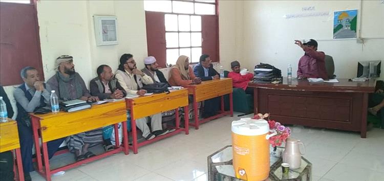 فريق التوجيه الفني يزور مدرسة القعيطي بنين بلبعوس