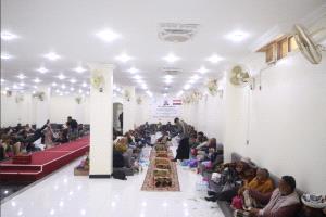 فرع الحزب الاشتراكي اليمني بالتربة يستقبل المعزين في وفاة علي سالم البيض