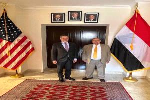 رئيس مجلس النواب يلتقي السفير الأمريكي لبحث دعم الشرعية وتعزيز الأمن والاستقرار في اليمن