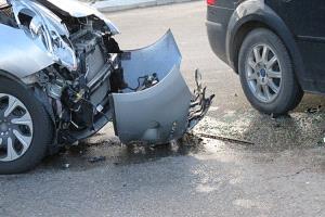 وفاة شخص وإصابة 9 أخرين بحوادث سير