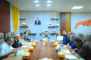 وزير الدولة محافظ عدن يشدد على مضاعفة الجهود لتحسين خدمات المياه