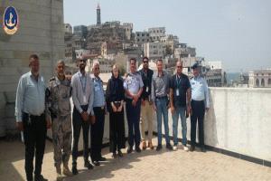 خفر السواحل اليمني يستقبل وفد منظمة الهجرة الدولية