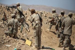 تعز.. مواجهات عنيفة بين الجيش والحوثيين في الجبهة الشرقية