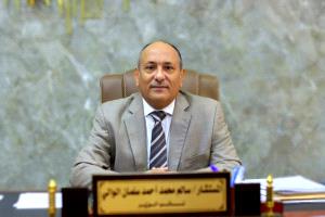 نائب وزير الصناعة والتجارة يهنئ الدكتور شائع الزنداني بتكليفه تشكيل الحكومة ورئاسة مجلس الوزراء