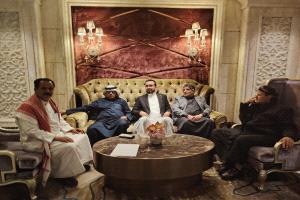 لقاء يجمع قيادات حلف كوادر مناطق الواحدي بعضو اللجنة التحضيرية لمؤتمر الحوار الجنوبي