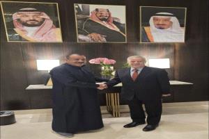 اللواء بن بريك يلتقي مستشار رئيس مجلس القيادة الرئاسي عبدالعزيز المفلحي في الرياض