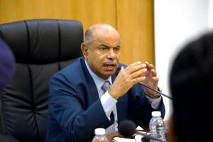 مدير عام مؤسسة المياه بوادي حضرموت يهنئ محافظ حضرموت بمناسبة تعيينه عضواً في مجلس القيادة الرئاسي