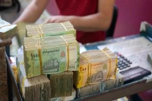 مسؤول مصرفي يطلق تحذيرًا مهمًا للمواطنين بشأن أسعار الصرف