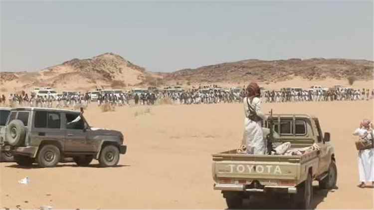 مشايخ القبائل: مطارح الكرامة موقف قبلي مستقل لنصرة المظلوم وحماية الأعراف ورفض التوظيف الحزبي والعسكري