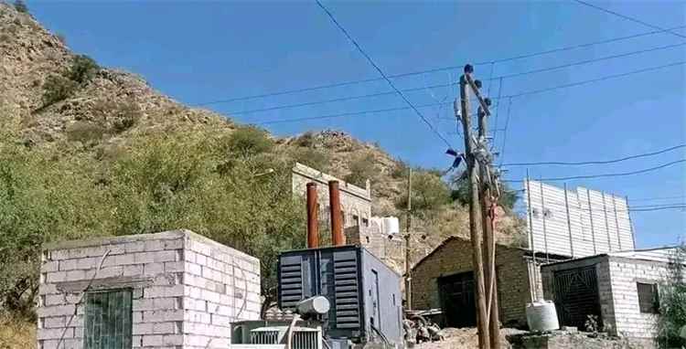 يافع سرار..خروج محول "خرعان" عن الخدمة إثر صاعقة رعدية.. والسكان يطالبون بإصلاحات عاجلة