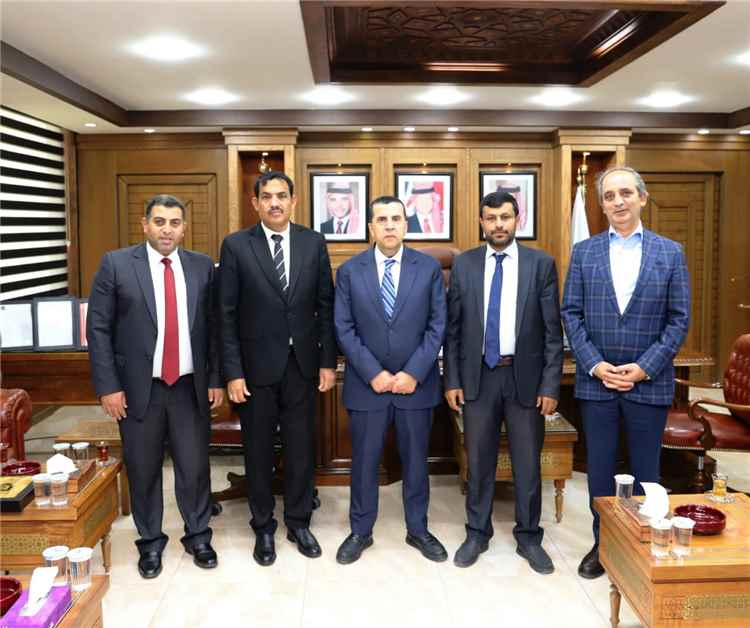 الأردن..نائب رئيس جامعة إقليم سبأ يبحث مع رئيس جامعة البلقاء التطبيقية آفاق التعاون الأكاديمي المشترك