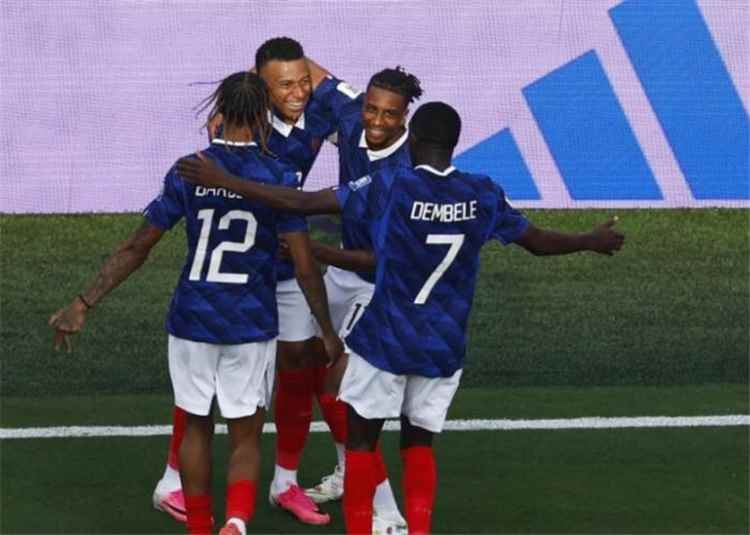فرنسا تعبر باراغواي بهدف مبابي.. وتضرب موعداً نارياً مع المغرب في ربع نهائي المونديال
