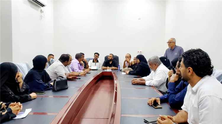 أول اجتماع لمدير عام التواهي الجديد عقب تعيينه.. تأكيد على استمرار الخدمات والعمل بروح الفريق